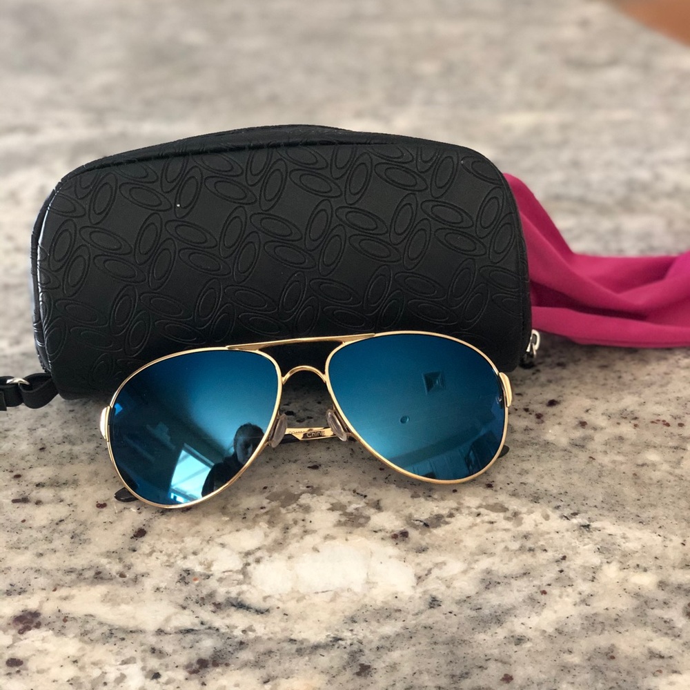 NWOT Oakley sunglasses